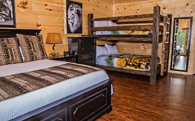 Sycamore Mansion Cabin